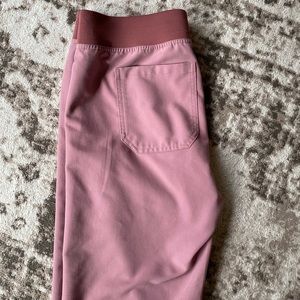 Livingston basic lightweight scrub pants. Mauve